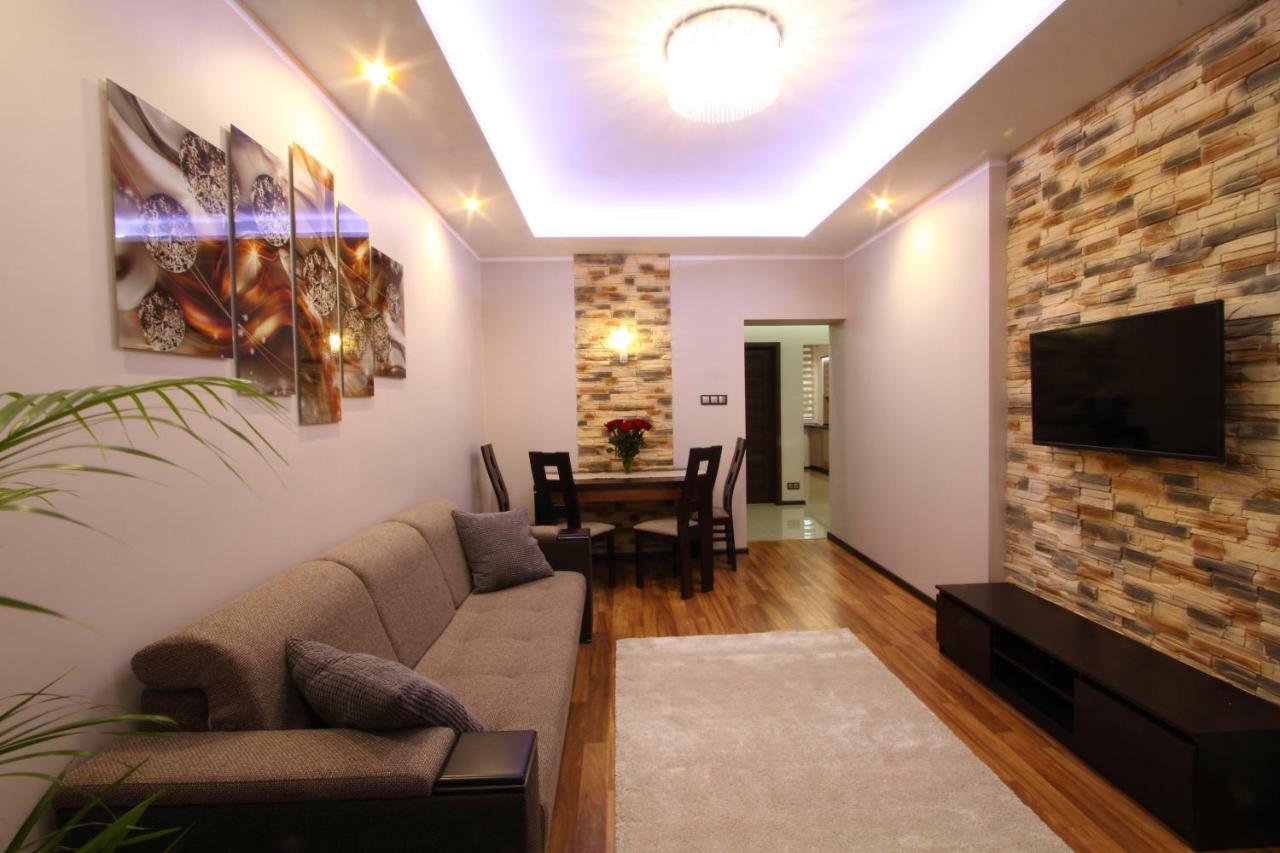 Апартаменти Apartament H&P Gold Варшава Екстер'єр фото